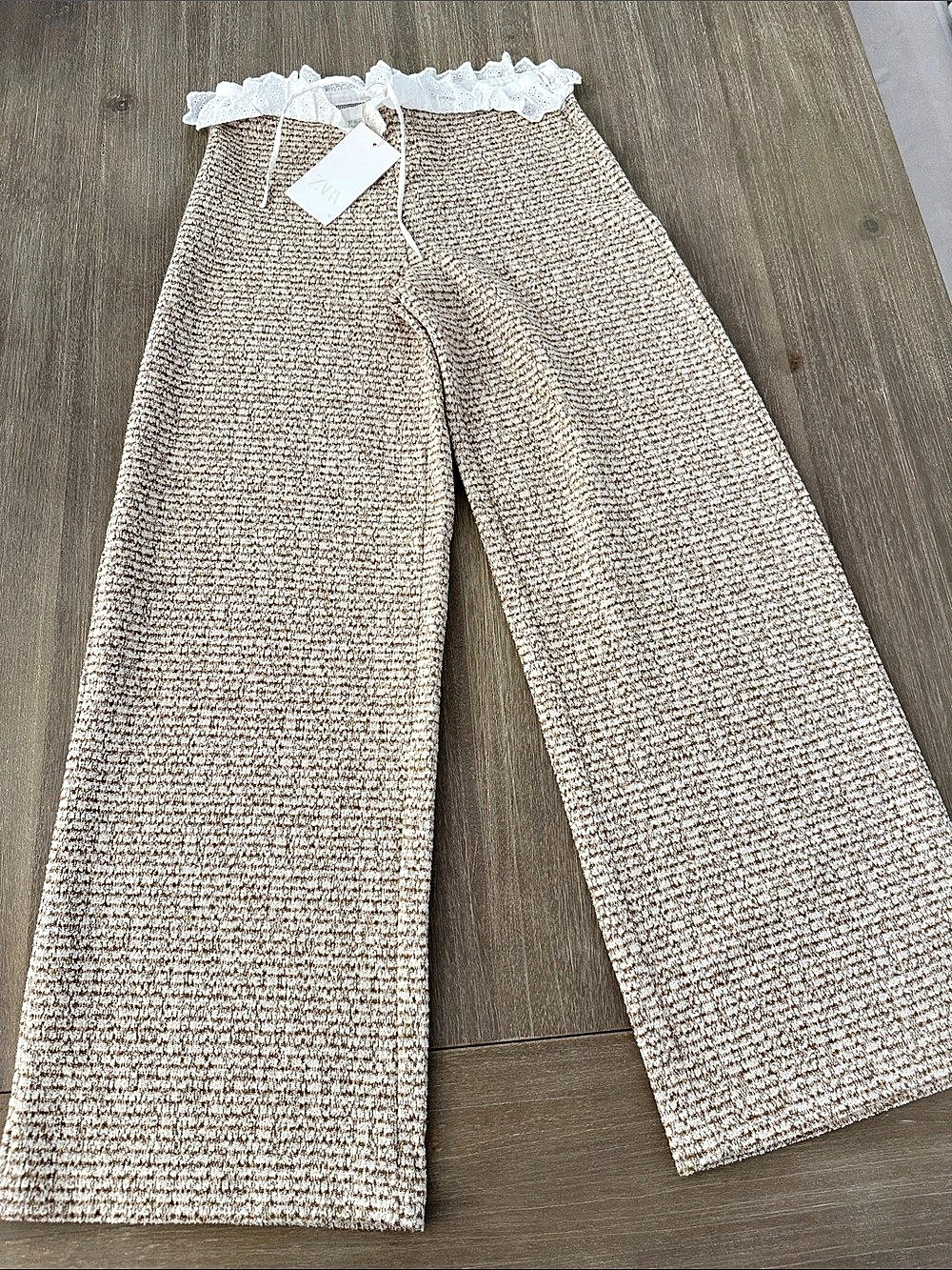ZARA Textured Wide-Leg Pants with Lace Ruffle Waistband Brown & White size s